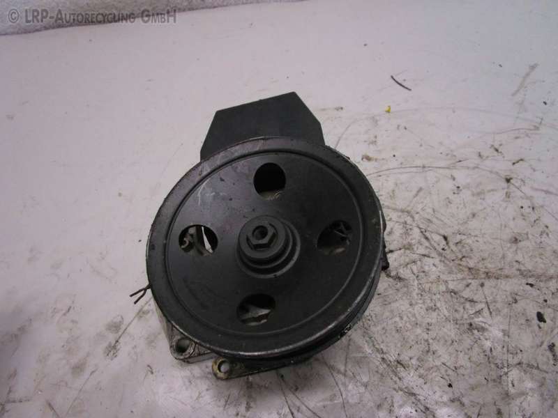 Mercedes W202 Servopumpe 2106469 2.0 100kw BJ1996